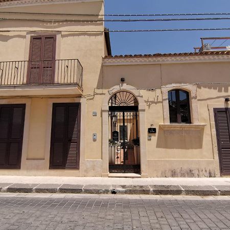 诺托La Lanterna Casa Vacanze公寓 外观 照片