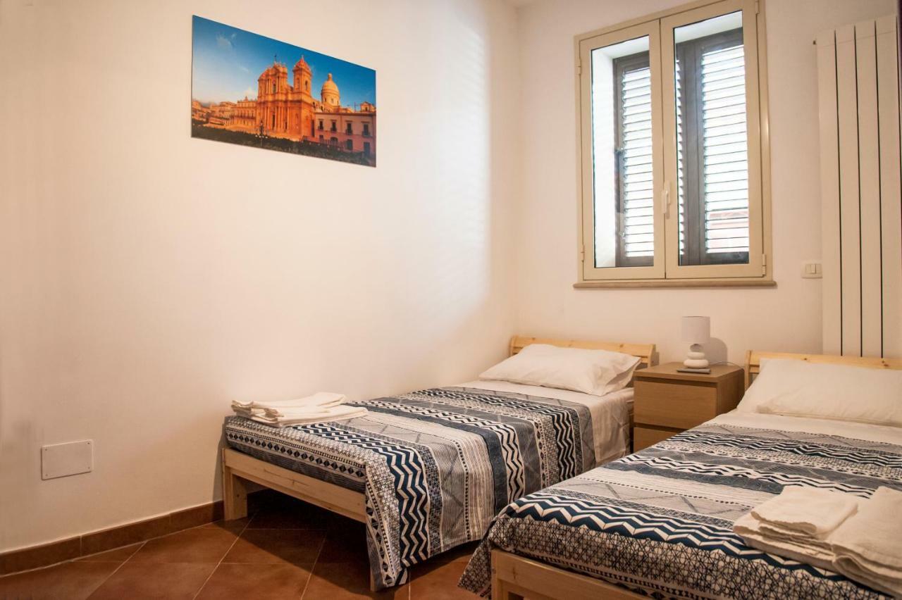 诺托La Lanterna Casa Vacanze公寓 外观 照片